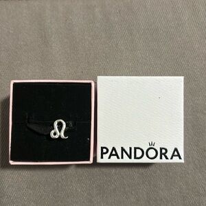 Pandora Zodiac Leo Charm